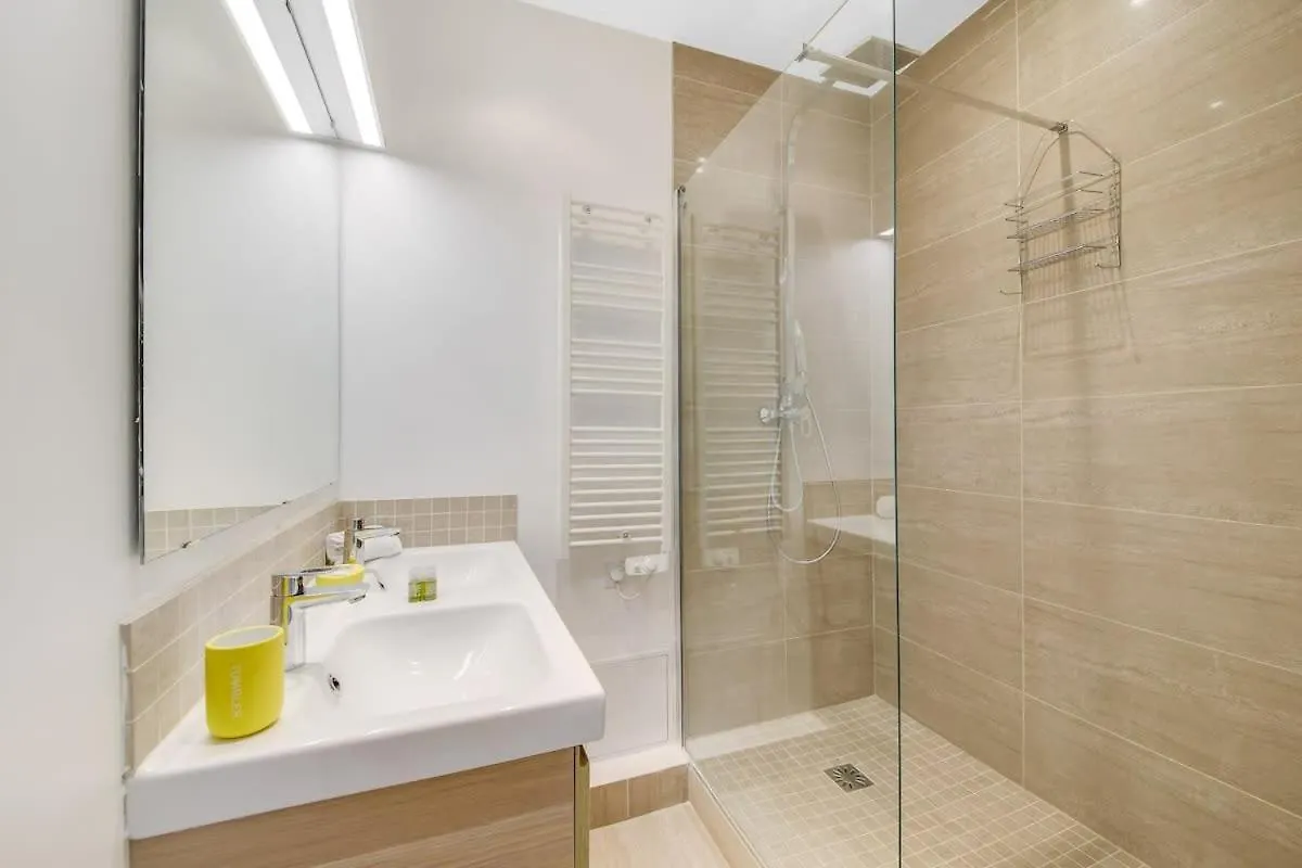 Charming Apartment Near Eiffel Tower 2Br II Paris